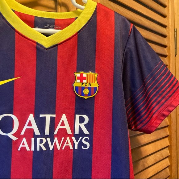 Nike FCB QATAR Blue/Red Soccer Jersey - Picture 6 of 12